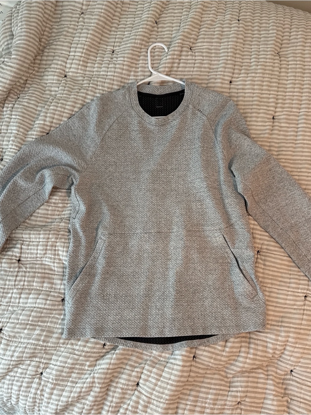 lululemon athletica Light Gray Men's Crewneck Pullover